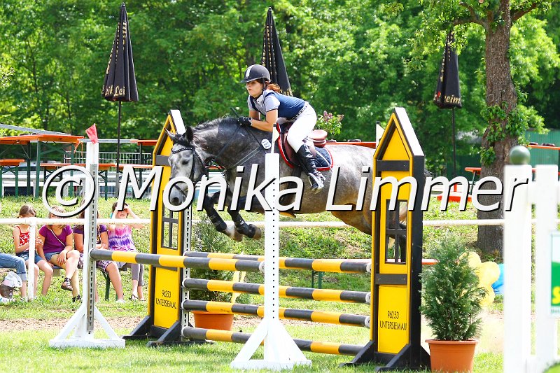 105M0581_Latina Lover_Spring_A_e.JPG